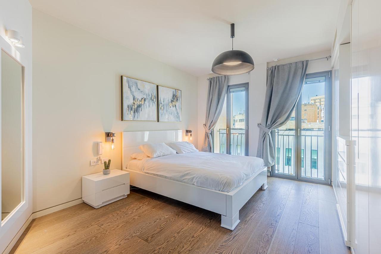 Rental Israel-Mamila Residences 16 Йерусалим Екстериор снимка